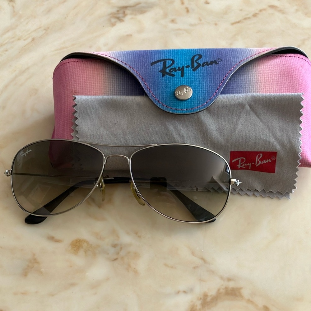Ray-Ban Cockpit Silver Aviator Sunglasses with Gradient Lenses